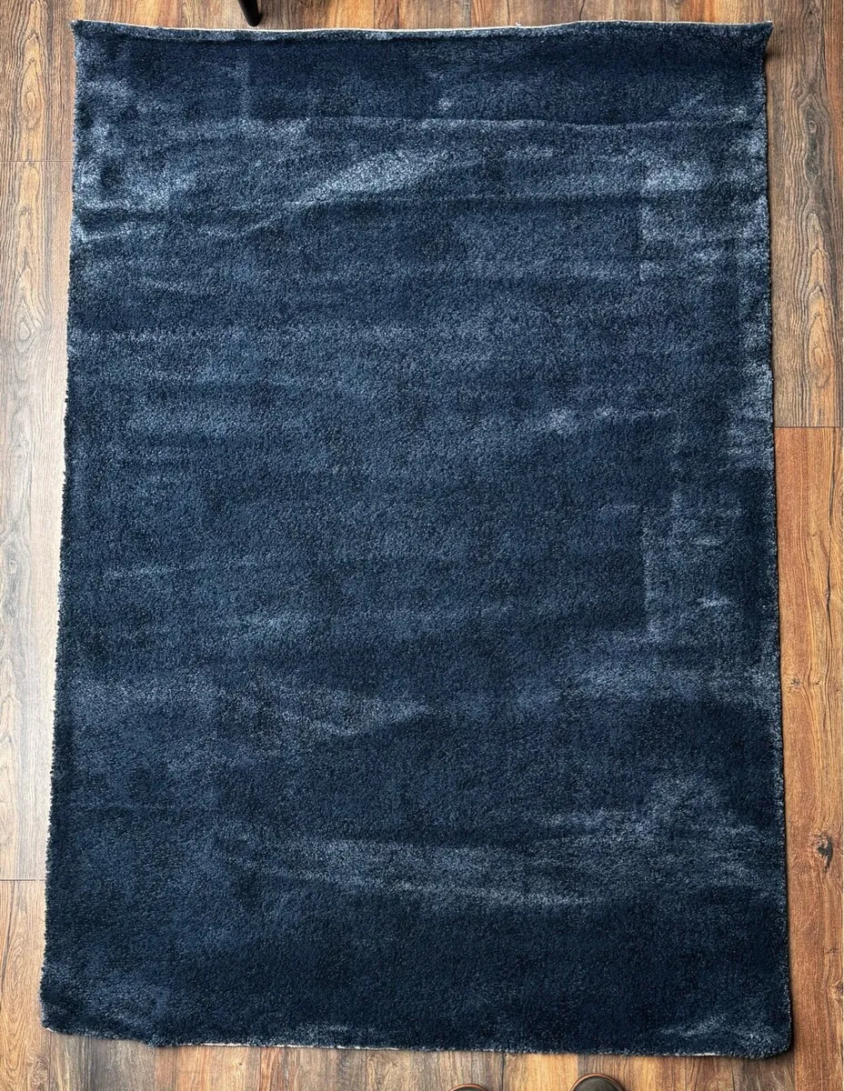 New unused rug - Image 1