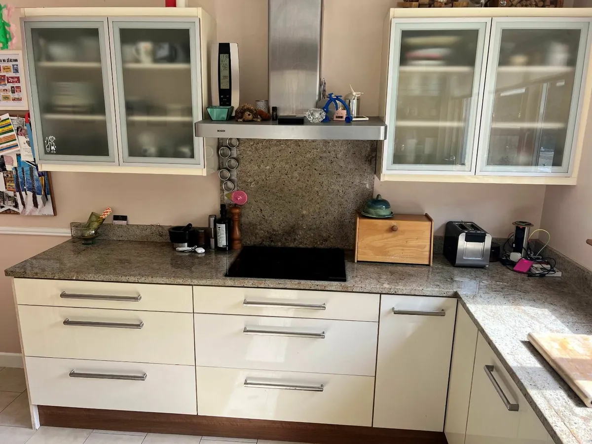 Kitchen cabinets - Image 3