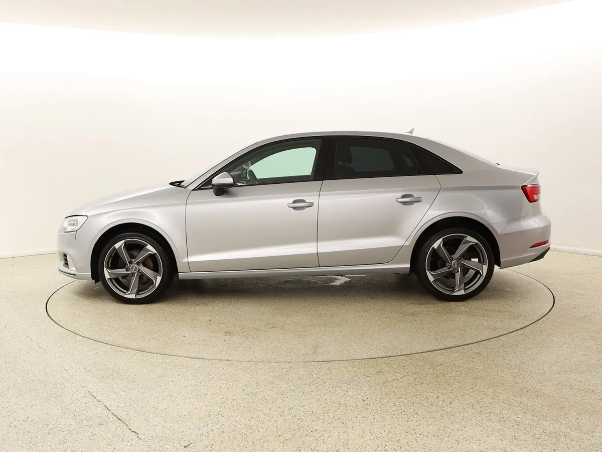 2017 Audi A3 1.6 TDI 110PS SPORT SALOON BLACK EDIT - Image 4