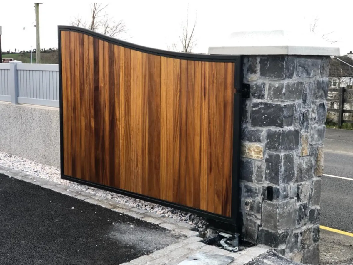 Gates - Image 3
