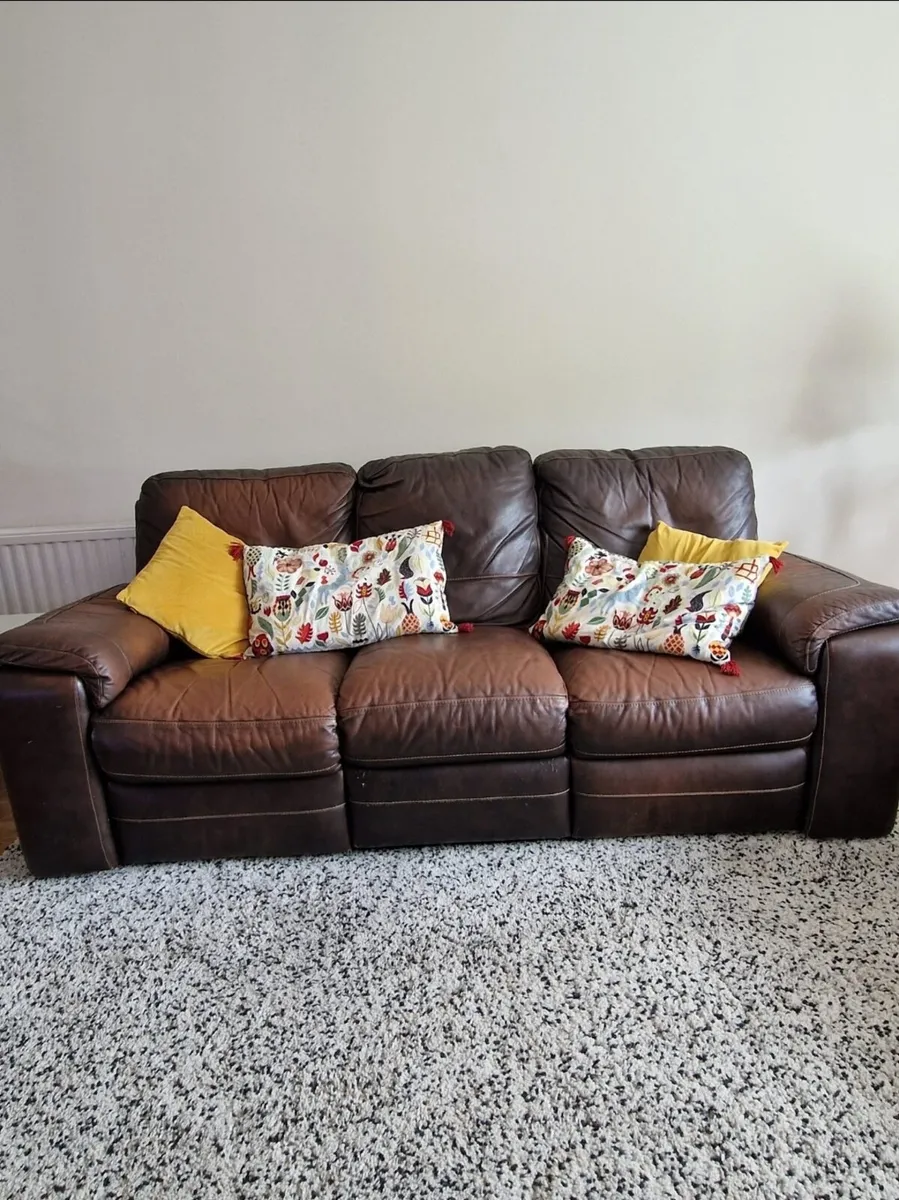 Couch - Image 1