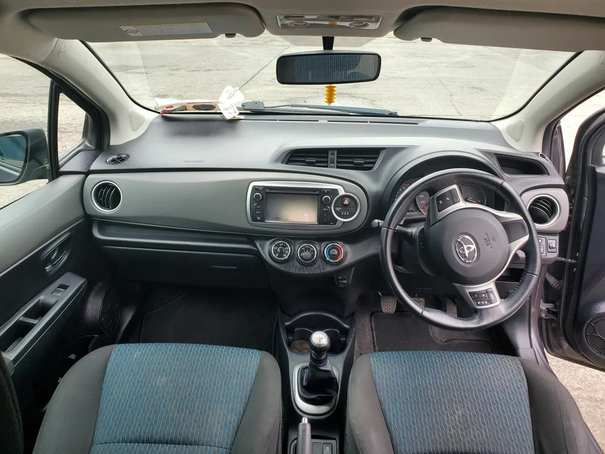 2012 Toyota Yaris 1.0 petrol - Image 4