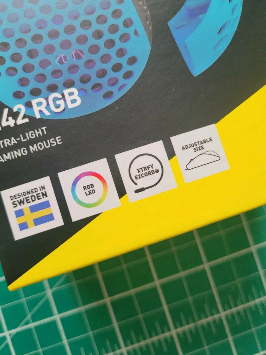 Xtrfy M42 RGB Ultra Light Gaming Mouse - Image 2
