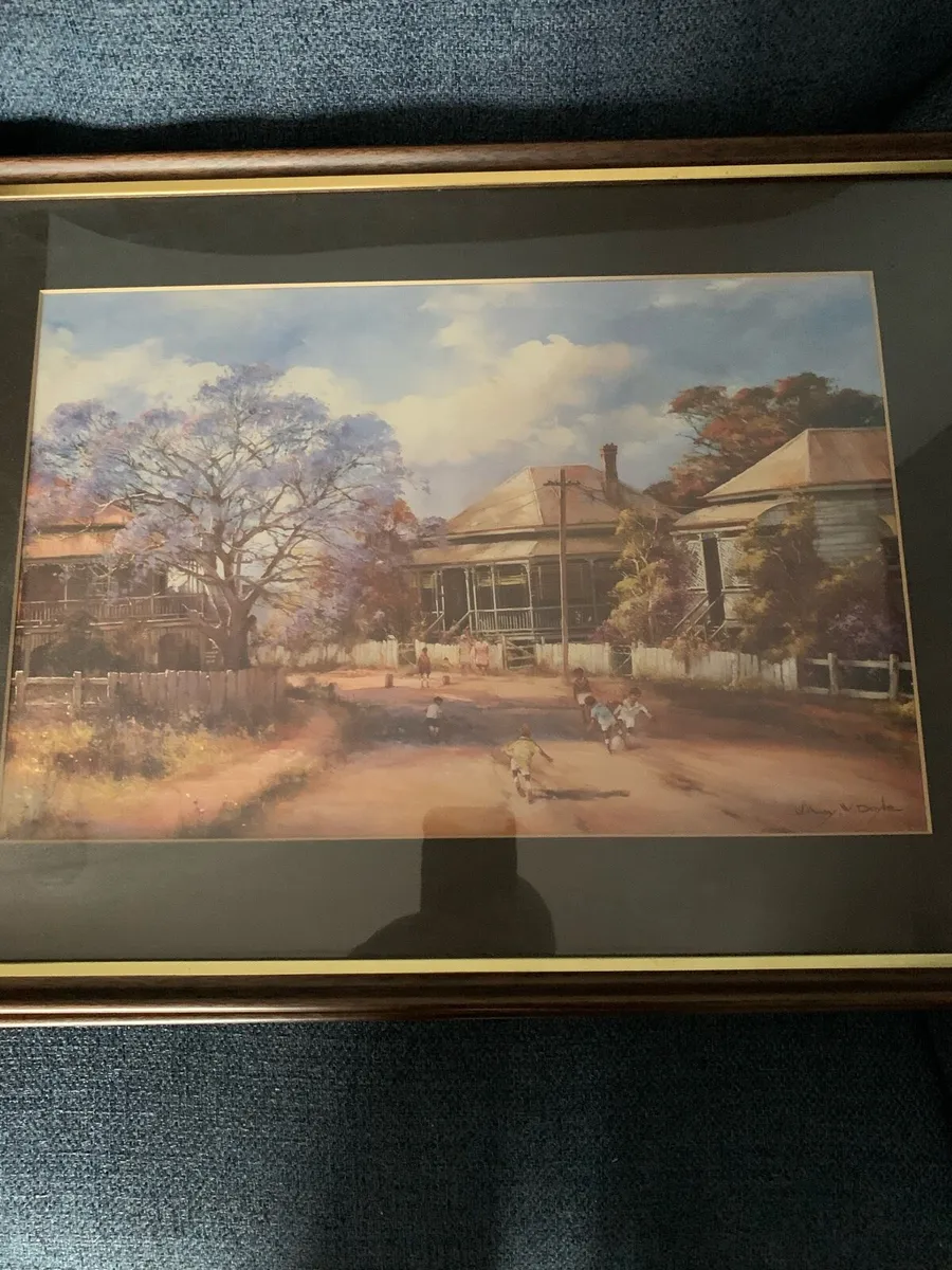 Old pic 3 of them signed - Image 2