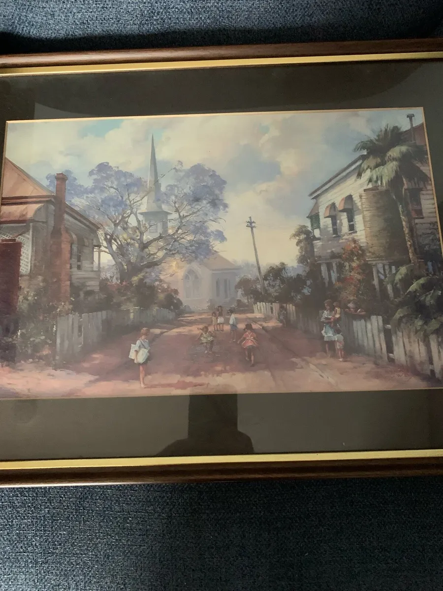 Old pic 3 of them signed - Image 3