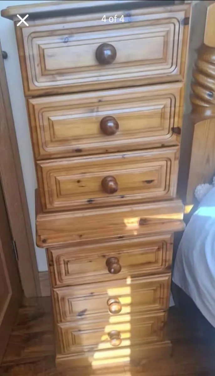 Bedroom furniture set - Image 4