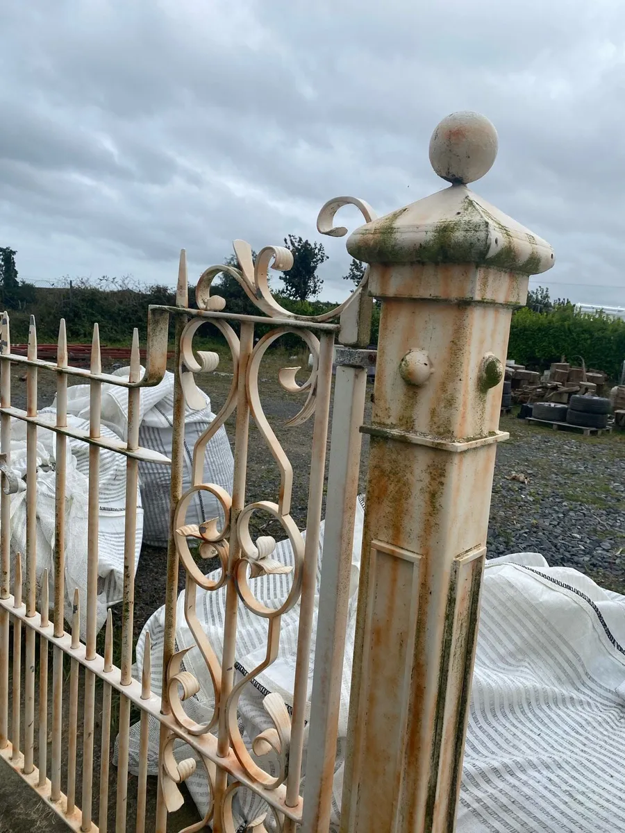 Wrought iron set of gates and pillars - Image 2