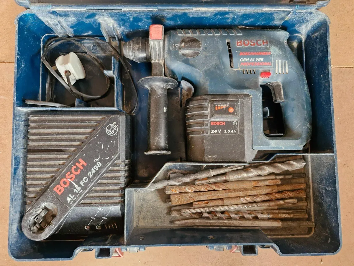 Bosch BGH 24 VRE Cordless SDS Drill - Image 3