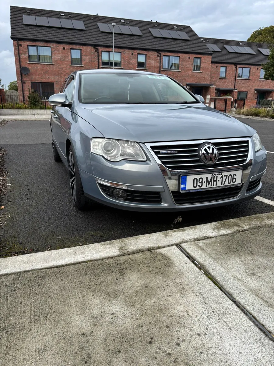 Volkswagen Passat 2.0 BLUEMOTION - Image 2