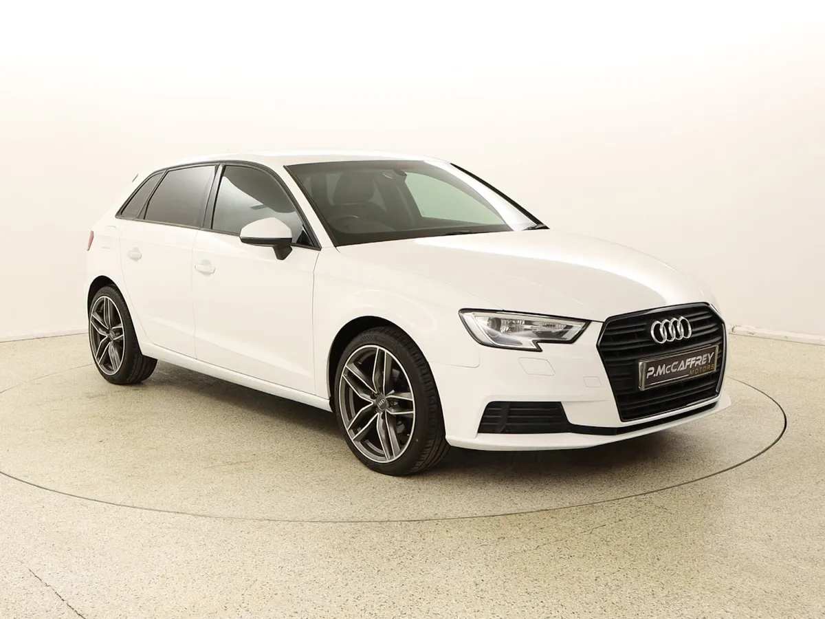 2017 Audi A3 1.6 TDI 116PS SE TECHNIK BLACK EDITIO - Image 1
