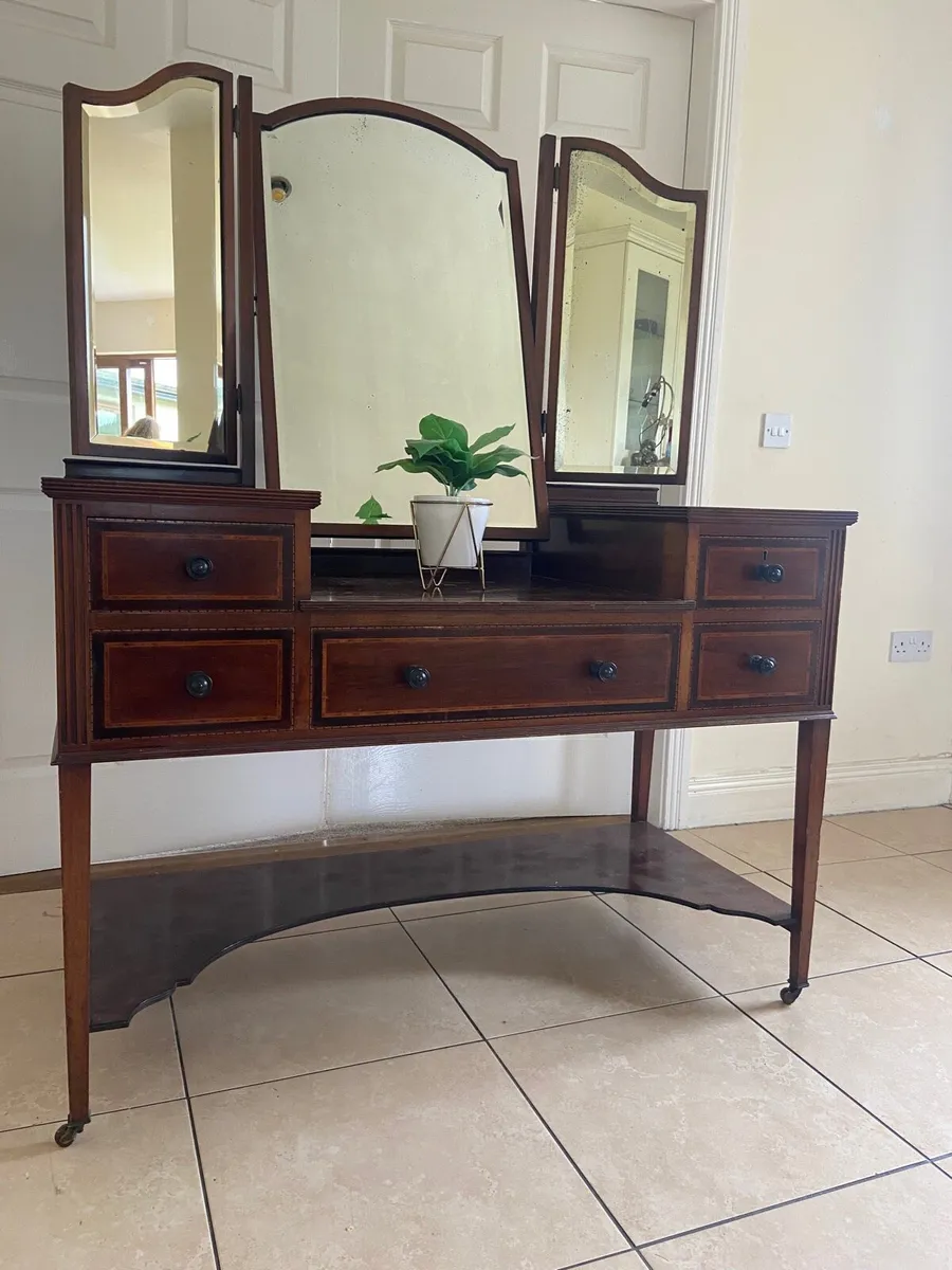 Edwardian inlaid Rosewood Mahogany dresser - Image 3