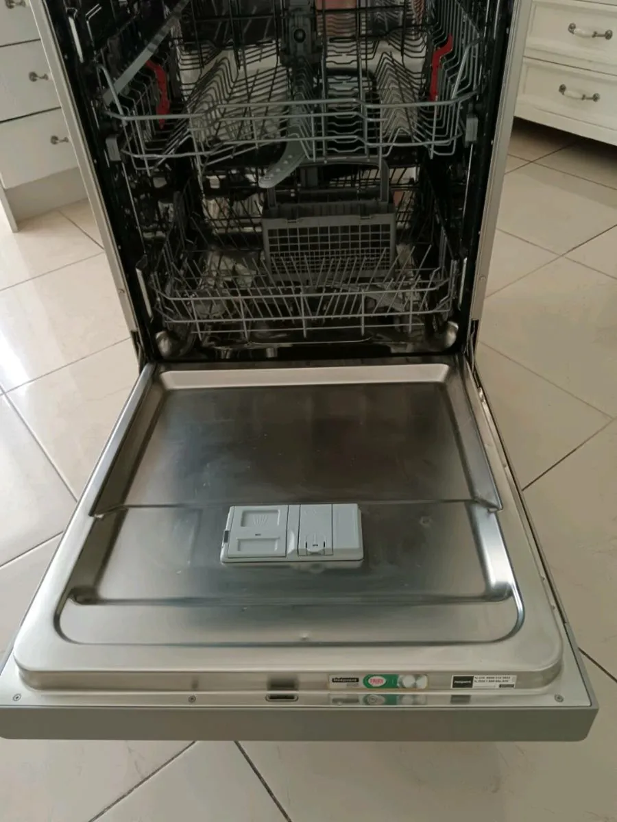 Dishwasher - Image 4