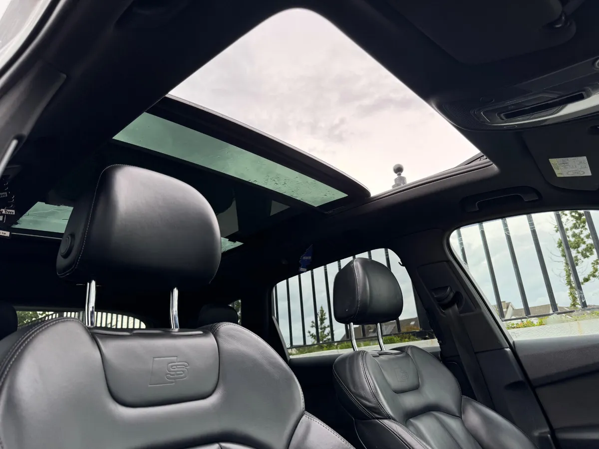 Audi Q7 3.0 S LINE 272BHP SUNROOF // 7 SEATER - Image 3