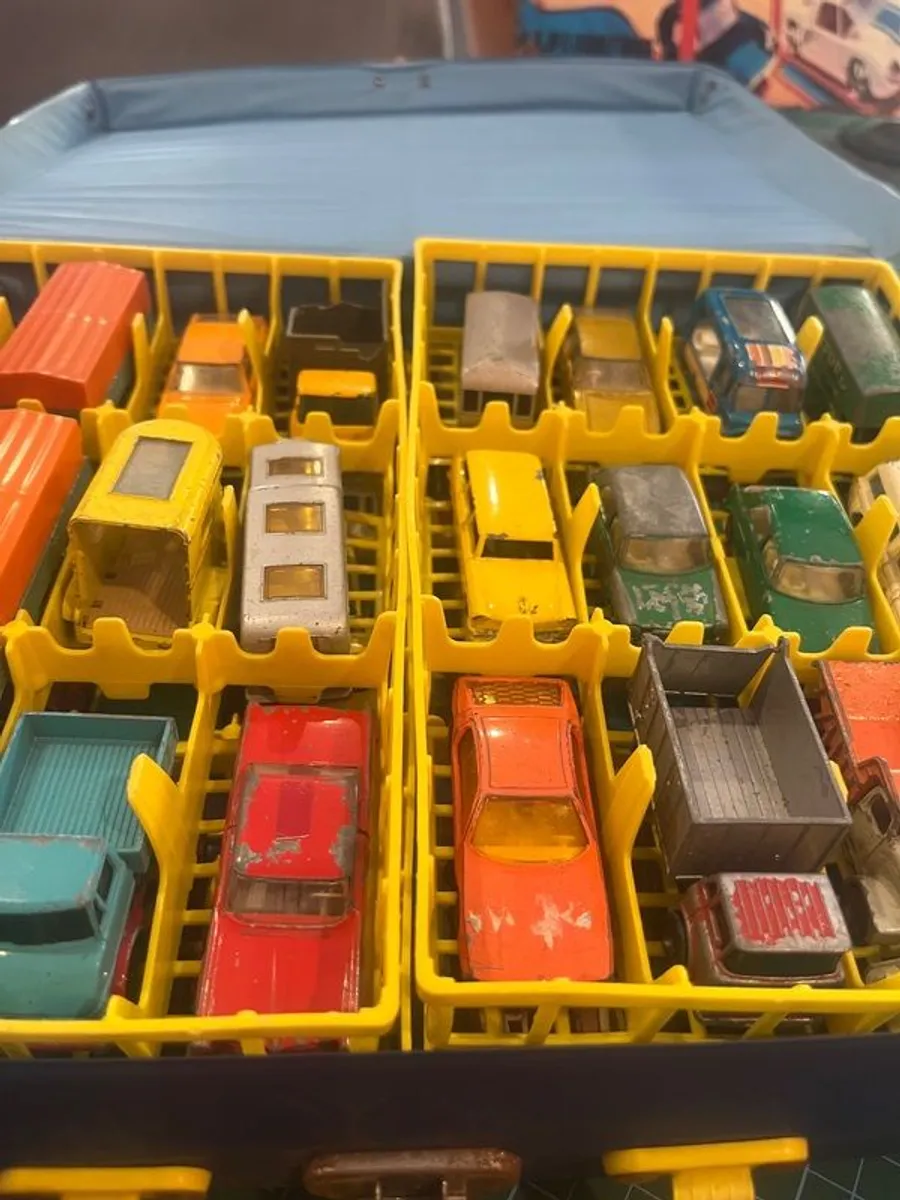 Super Rare 48 collection of Lesney Matchbox 1960s vehicles (1960-1969) with period match box carry case - Image 4