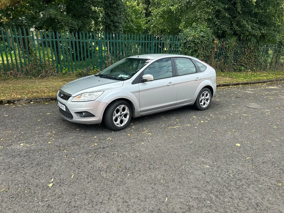 2010 Ford Focus - Image 1