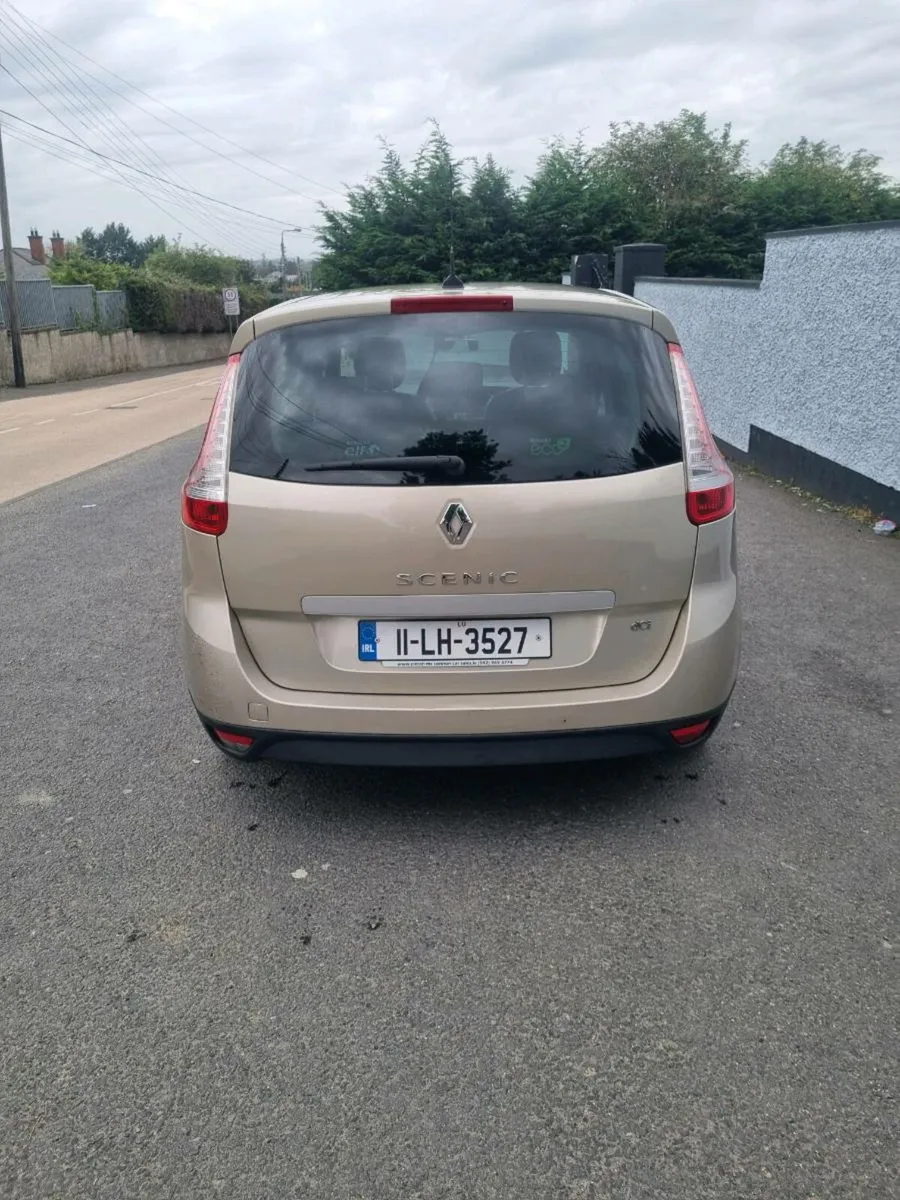 Car - Image 3