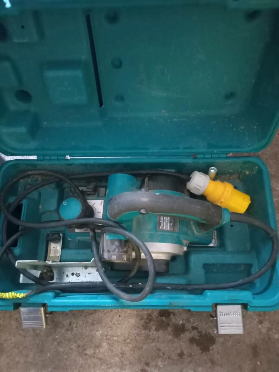 Assorted selction of power tools - Image 4