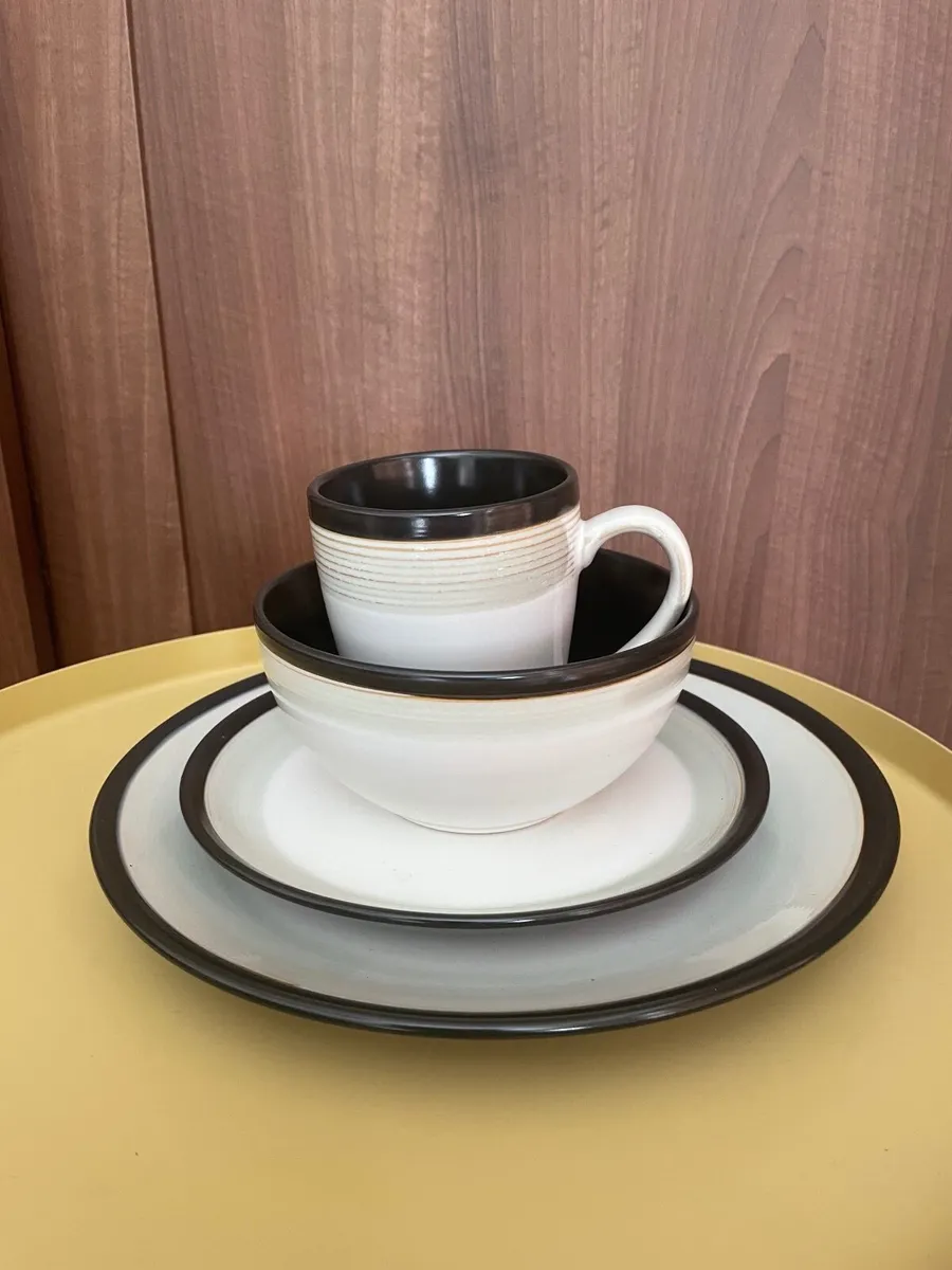 New Denby 16 piece set. - Image 2
