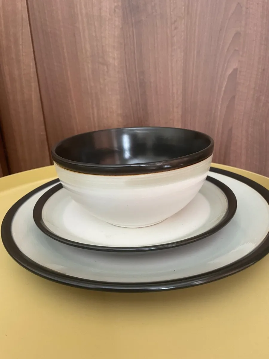 New Denby 16 piece set. - Image 3