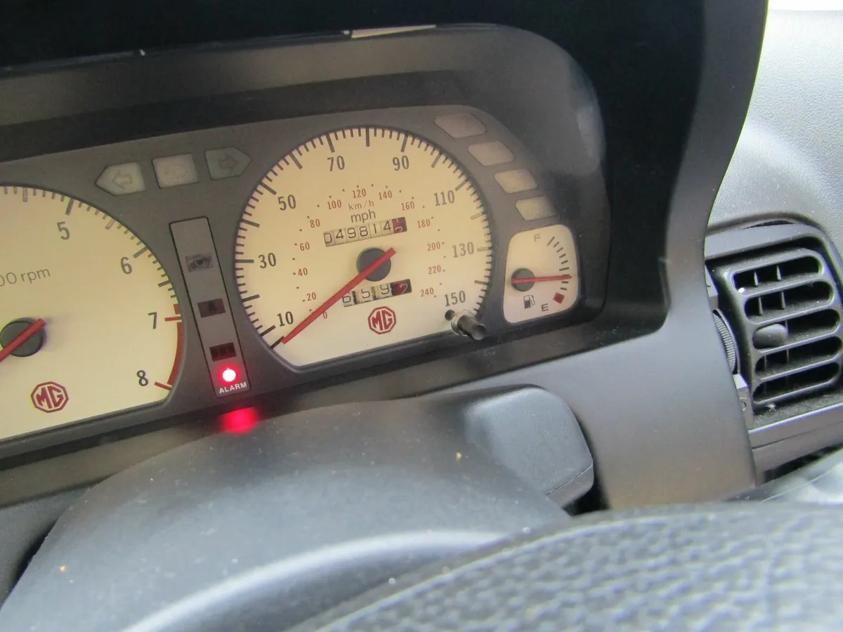 Rover MGF - Image 2