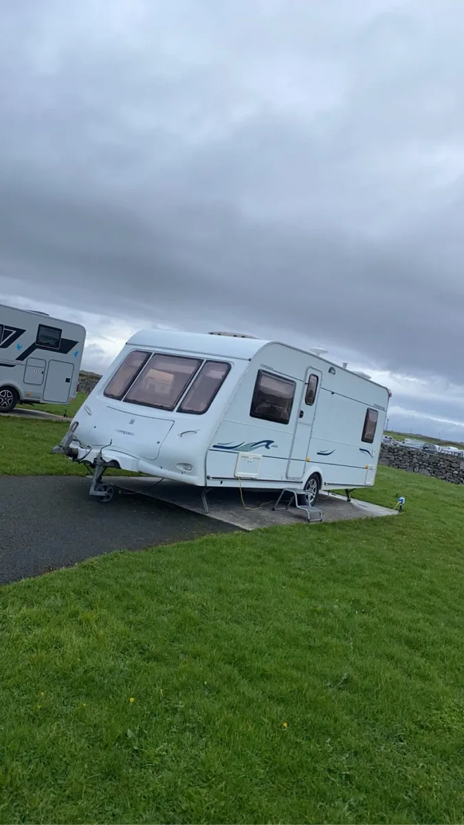 Compass Corona 524 (Fixed Bed) - Image 2