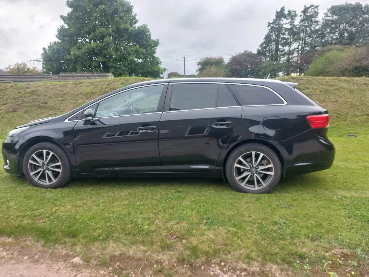 Toyota Avensis D4D Tourer - Image 3