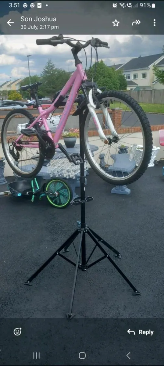 Bicycle repair stand - Image 2