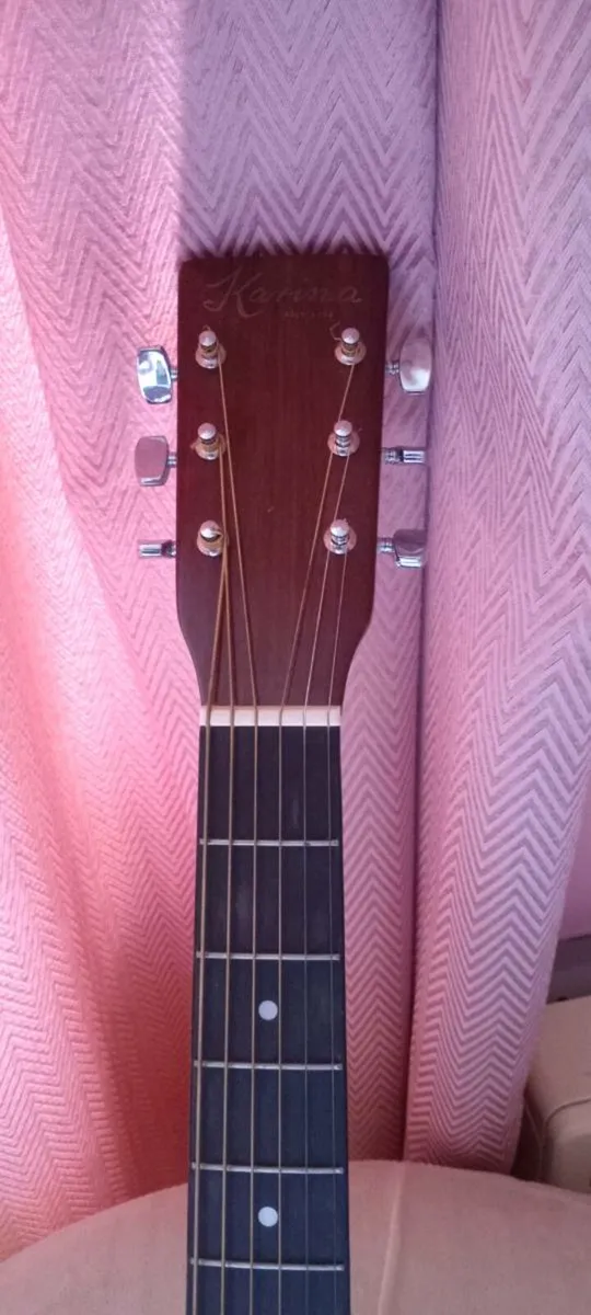 Guitar Spanish Acoustic - Image 3
