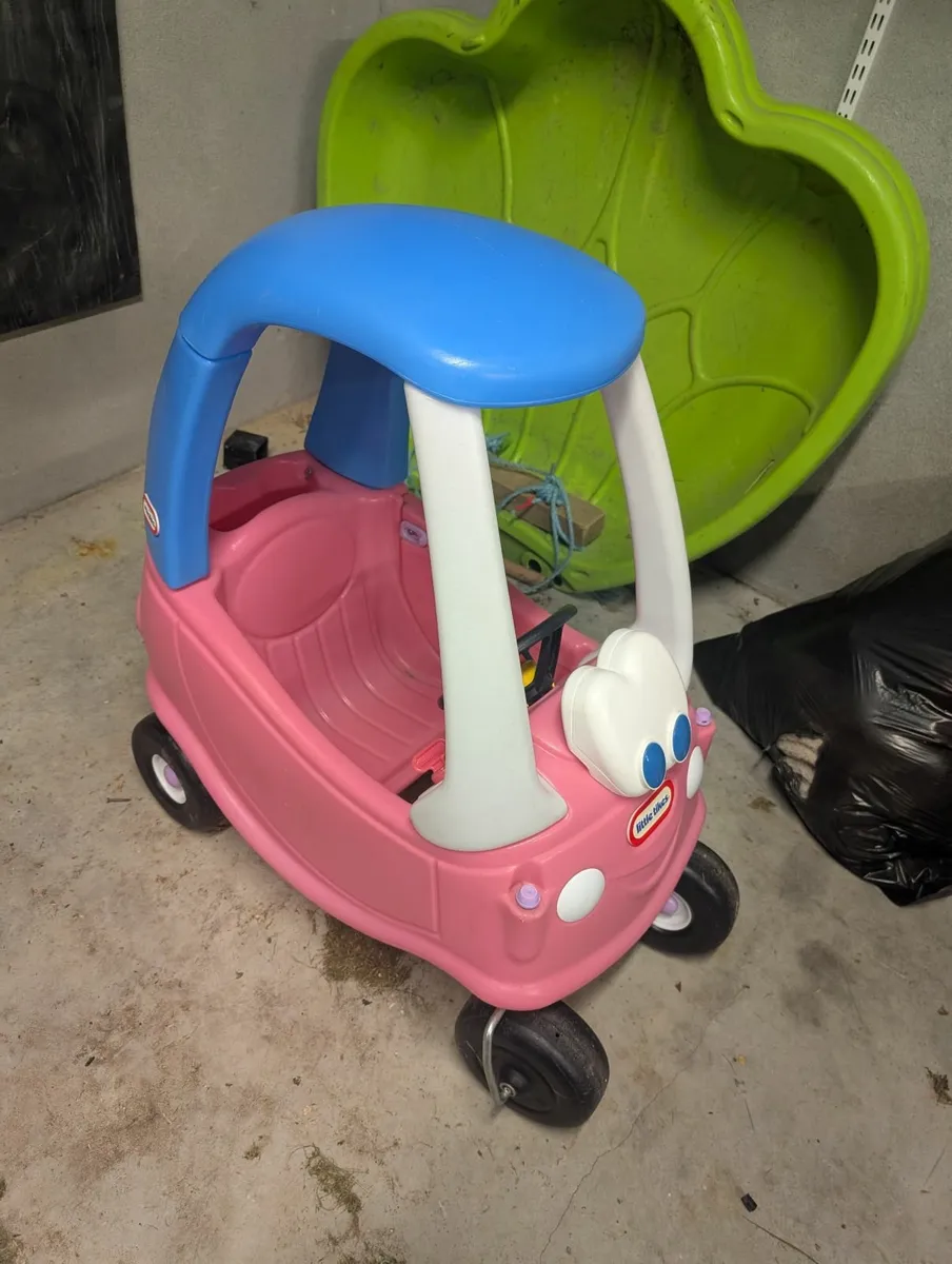 Toys - Image 2
