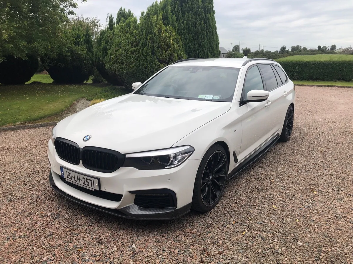 BMW 520D M Sport Touring - Image 1