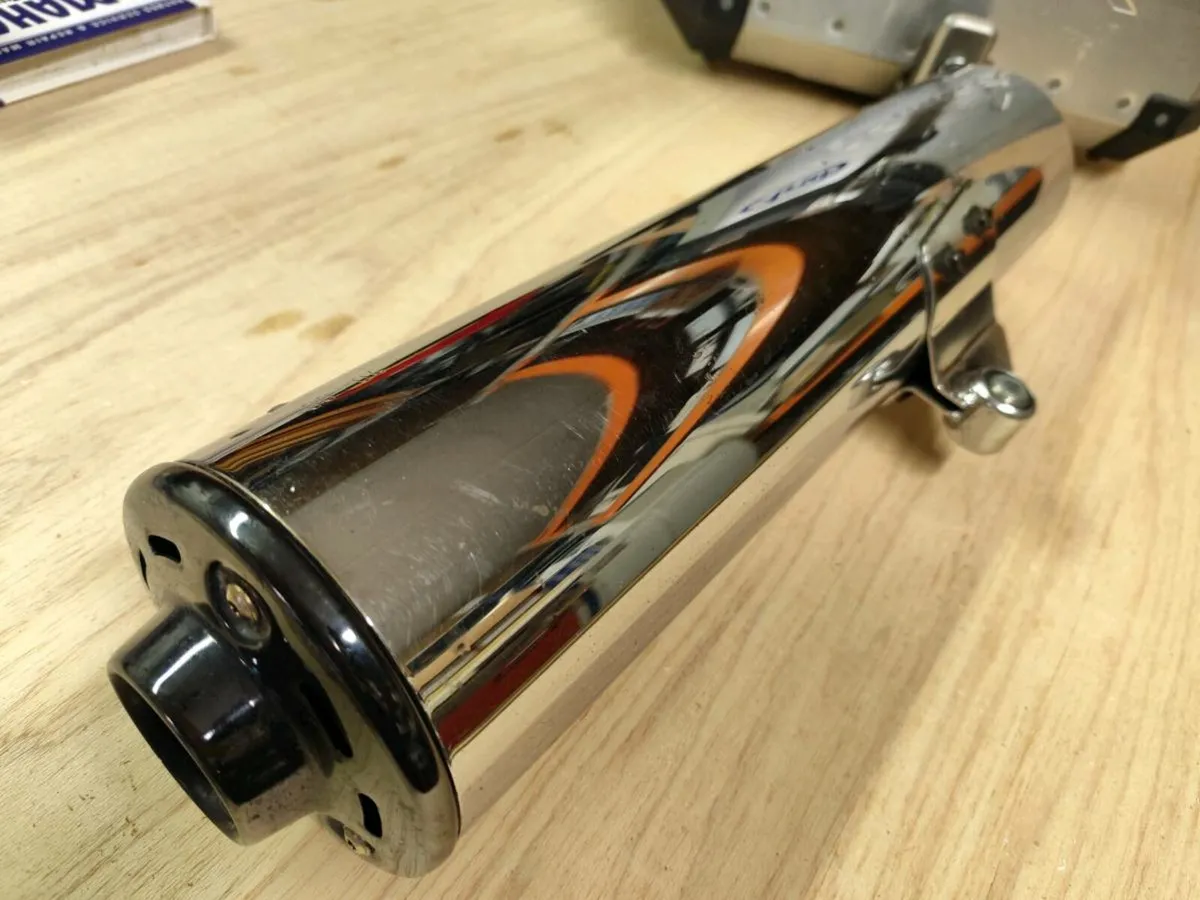 Garage Clearout 1150gs Exhaust and more - Image 4