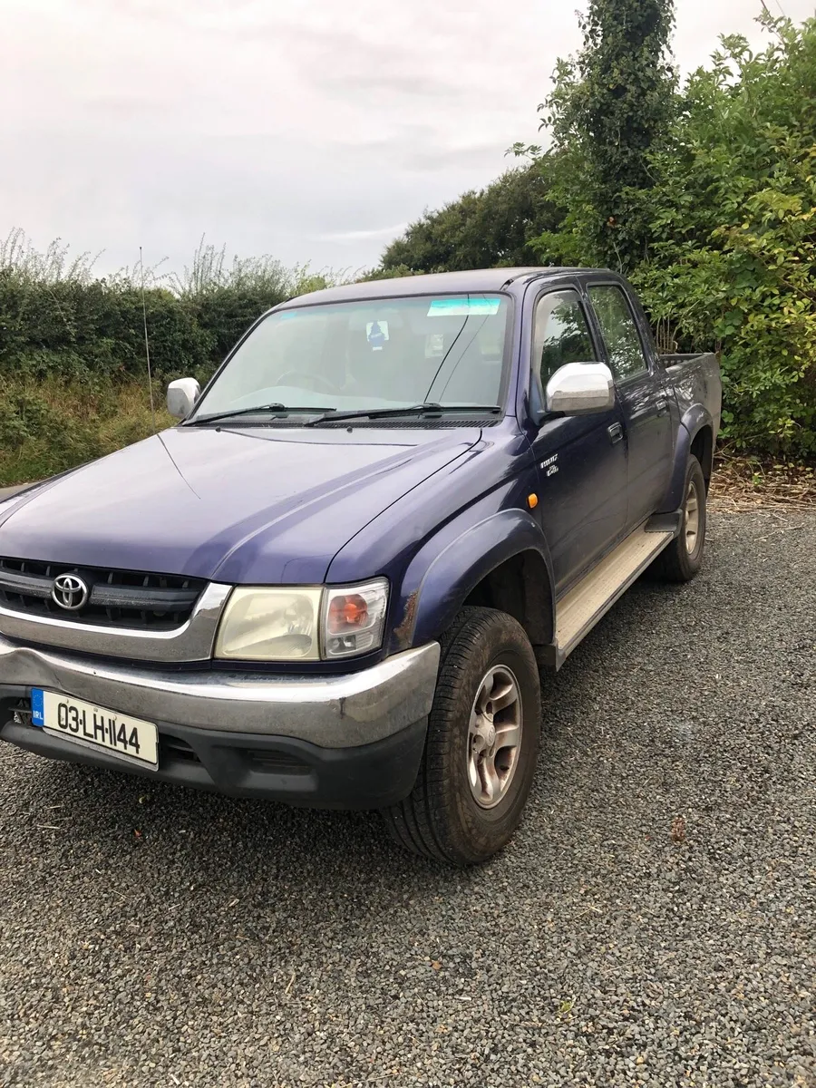 Toyota Hilux - Image 3