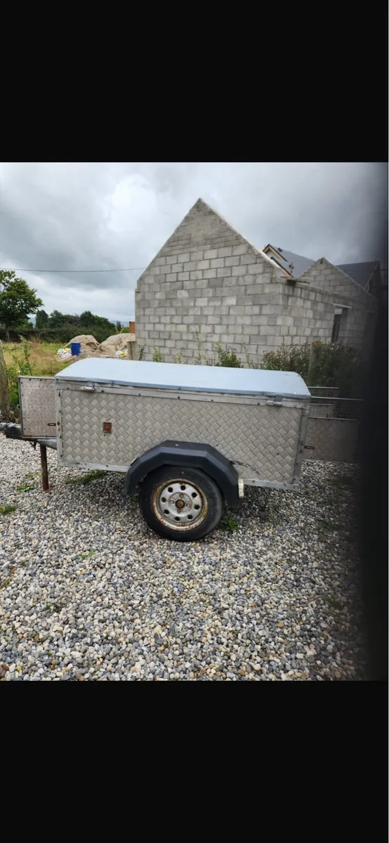 Dog Trailer - Image 4