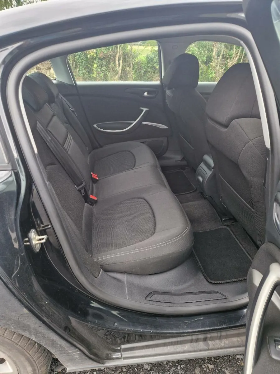 Citroën C5 2009 1.6 with 4 new tyres. - Image 4