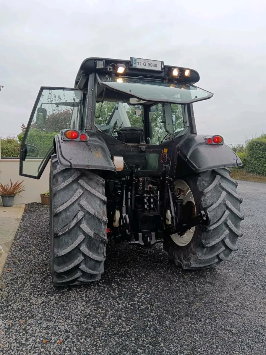 Valtra N121 - Image 3