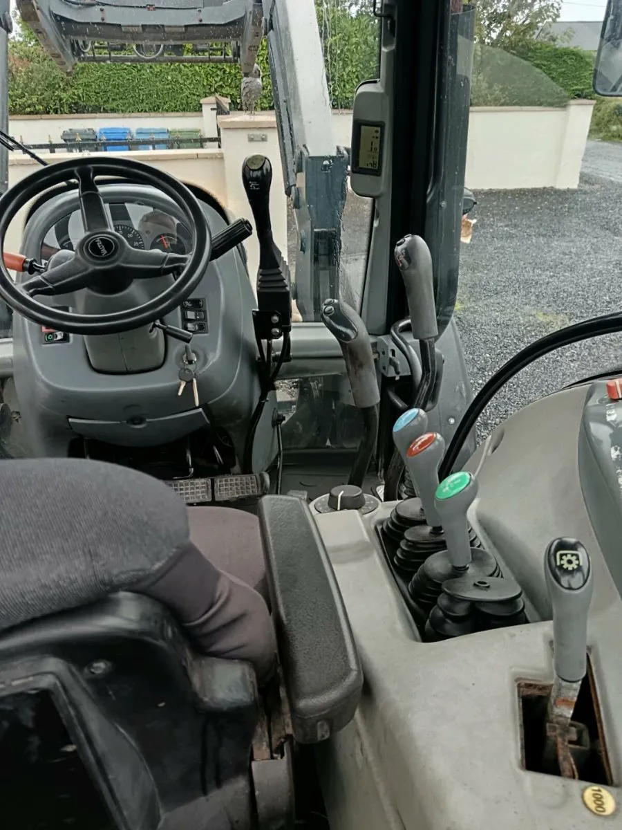 Valtra N121 - Image 4