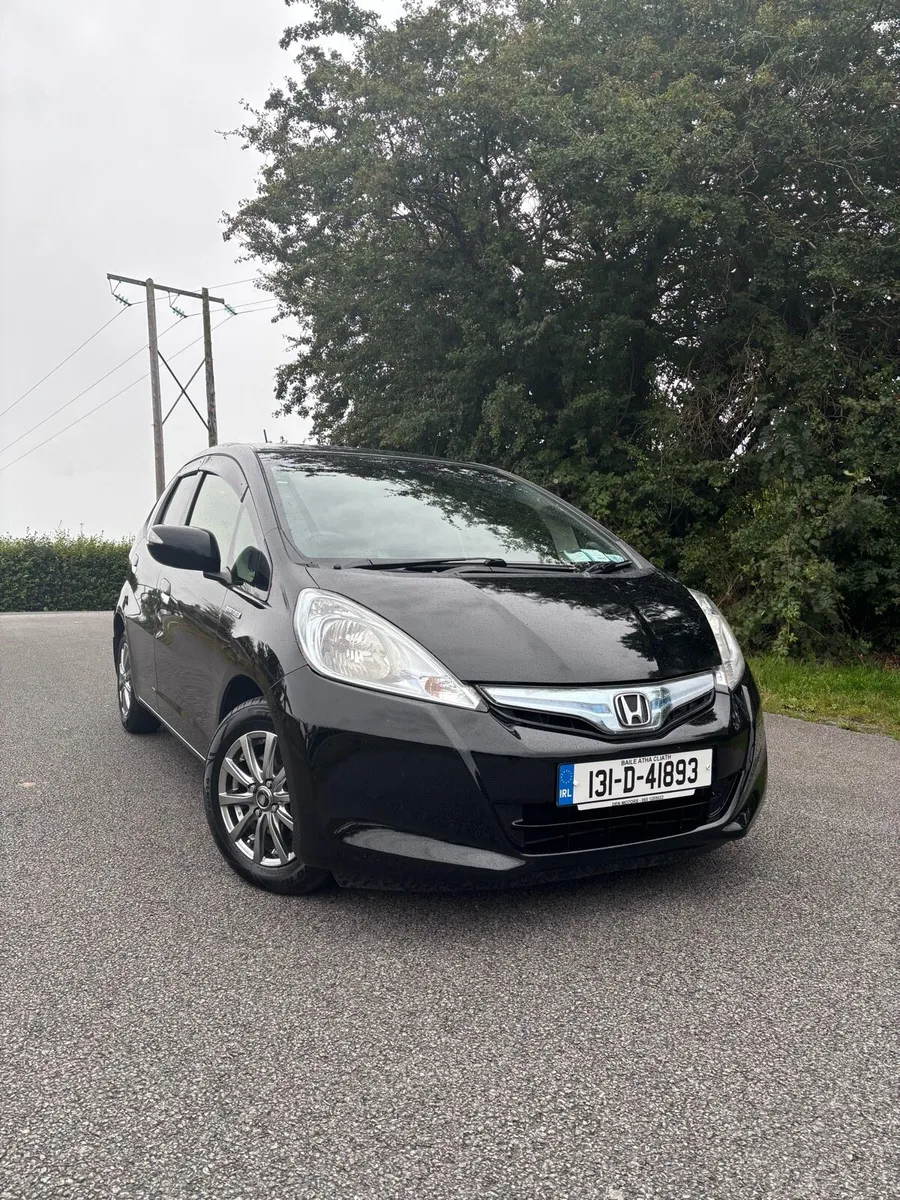 Honda Fit Automatic 2013 1.3hybrid(Reverse camera) - Image 1
