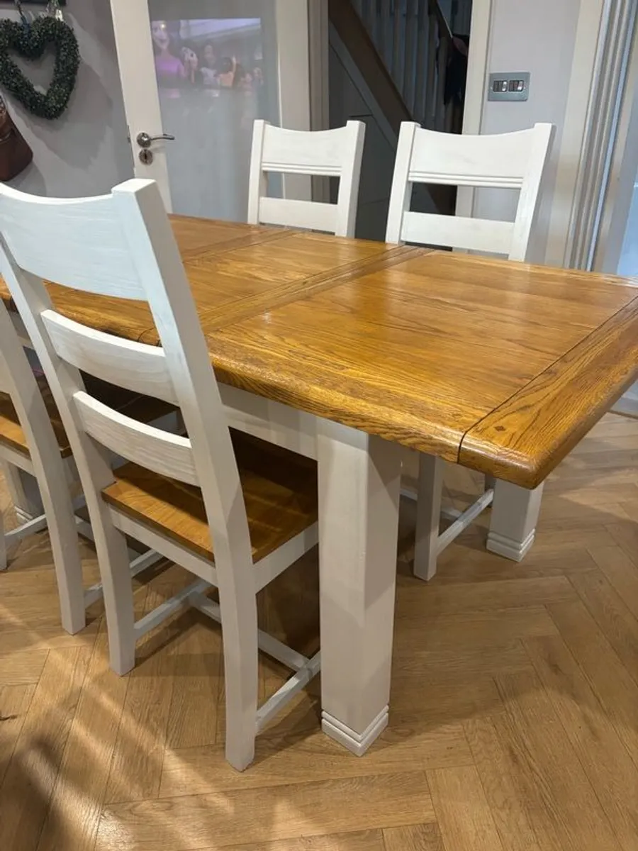Extendable Oak & cream table with 4 chairs - Image 3