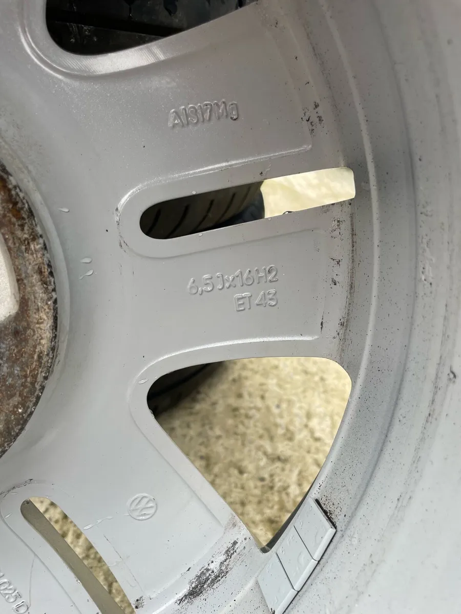 Vw Barcelona alloys - Image 2