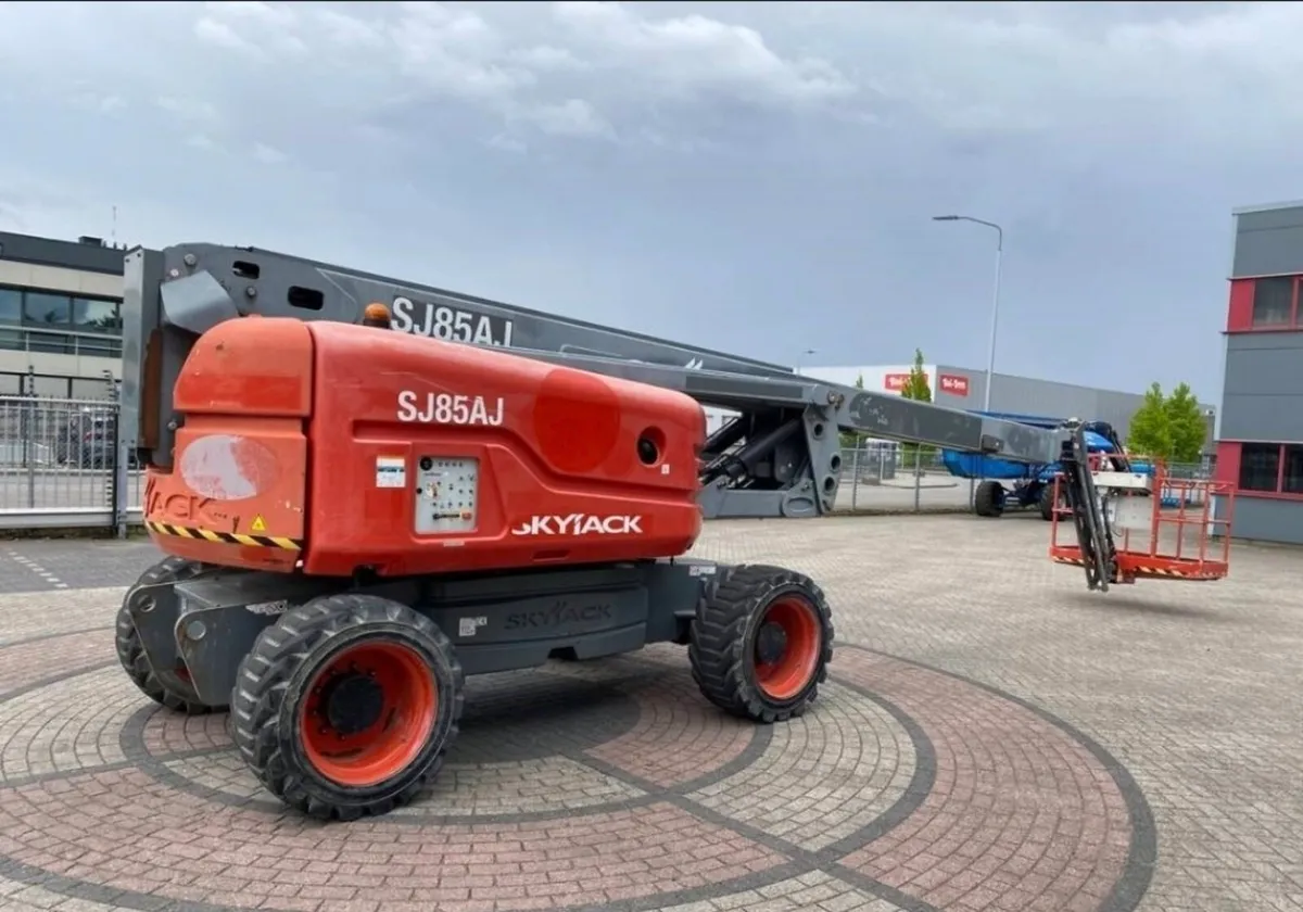 Boom lift 16m skyjack SJ46aj 4x4 diesel Telescopic - Image 2