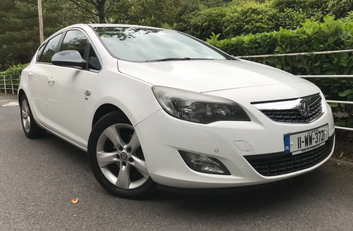 Opel Vauxhall Astra Tdci Elite Edition Spotless - Image 2