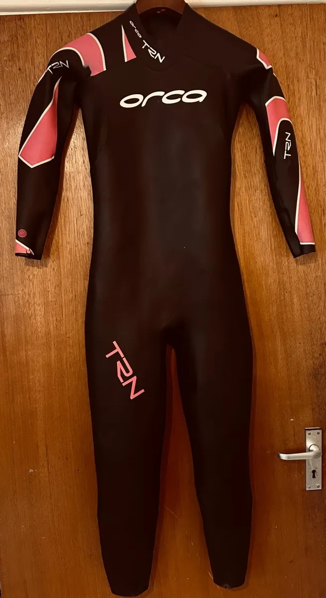 Orca TRN Wetsuit Medium, Perfect for Sea Swimming - Image 1