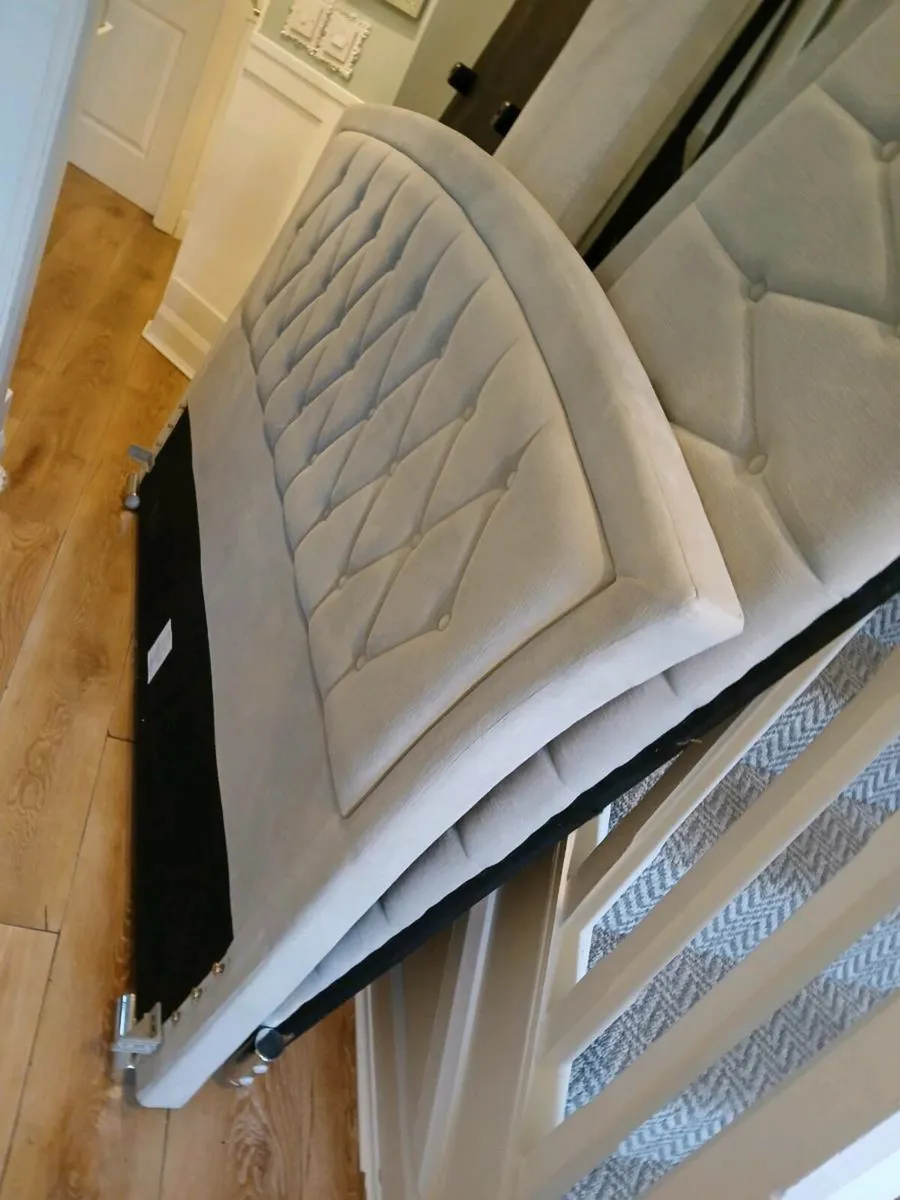 Double bed - Image 3