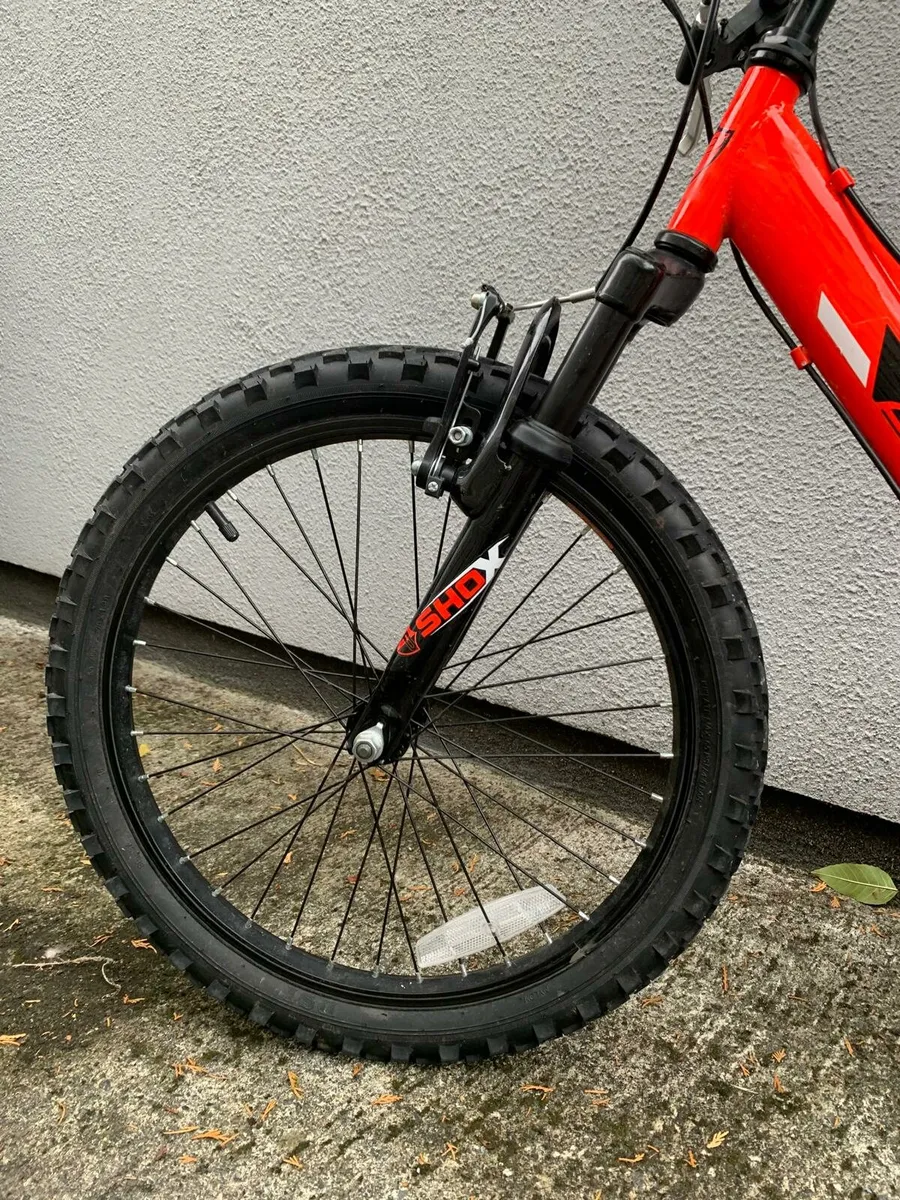 Atom Piranha 20" Kids Bike - Image 3