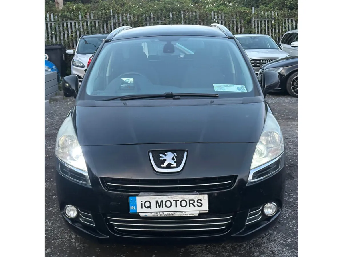 Peugeot 5008 ALLURE 1.6 HDI 115 ECOMATIQUE - Image 2