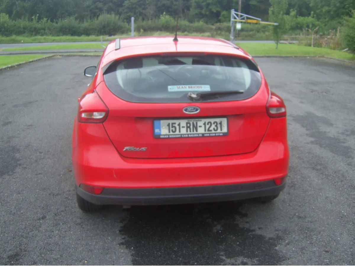 Ford Focus 1.5 TDCI ZETEC 120PS 5DR - Image 3