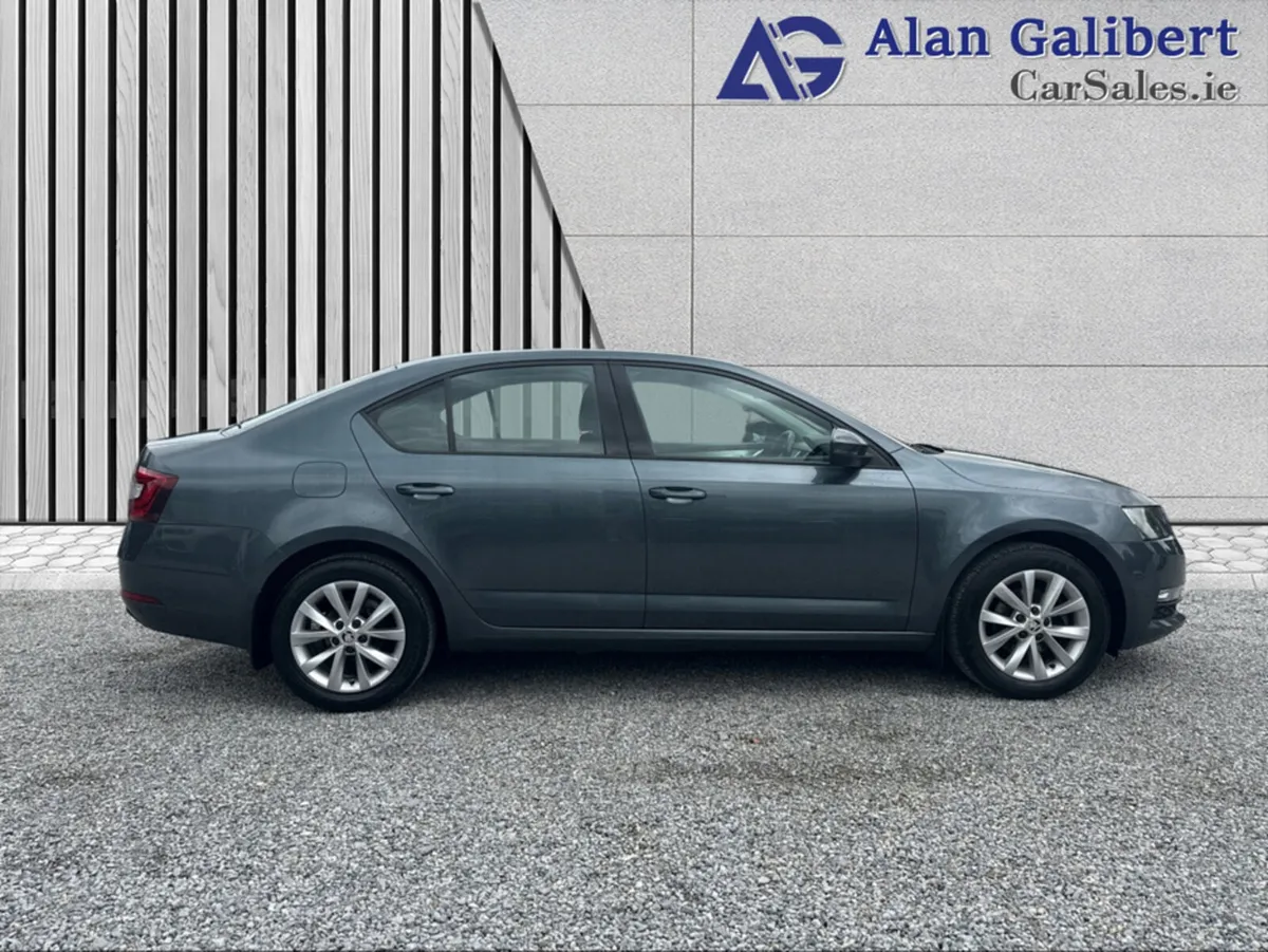 Skoda Octavia AMBITION 1.6 TDI - Image 3