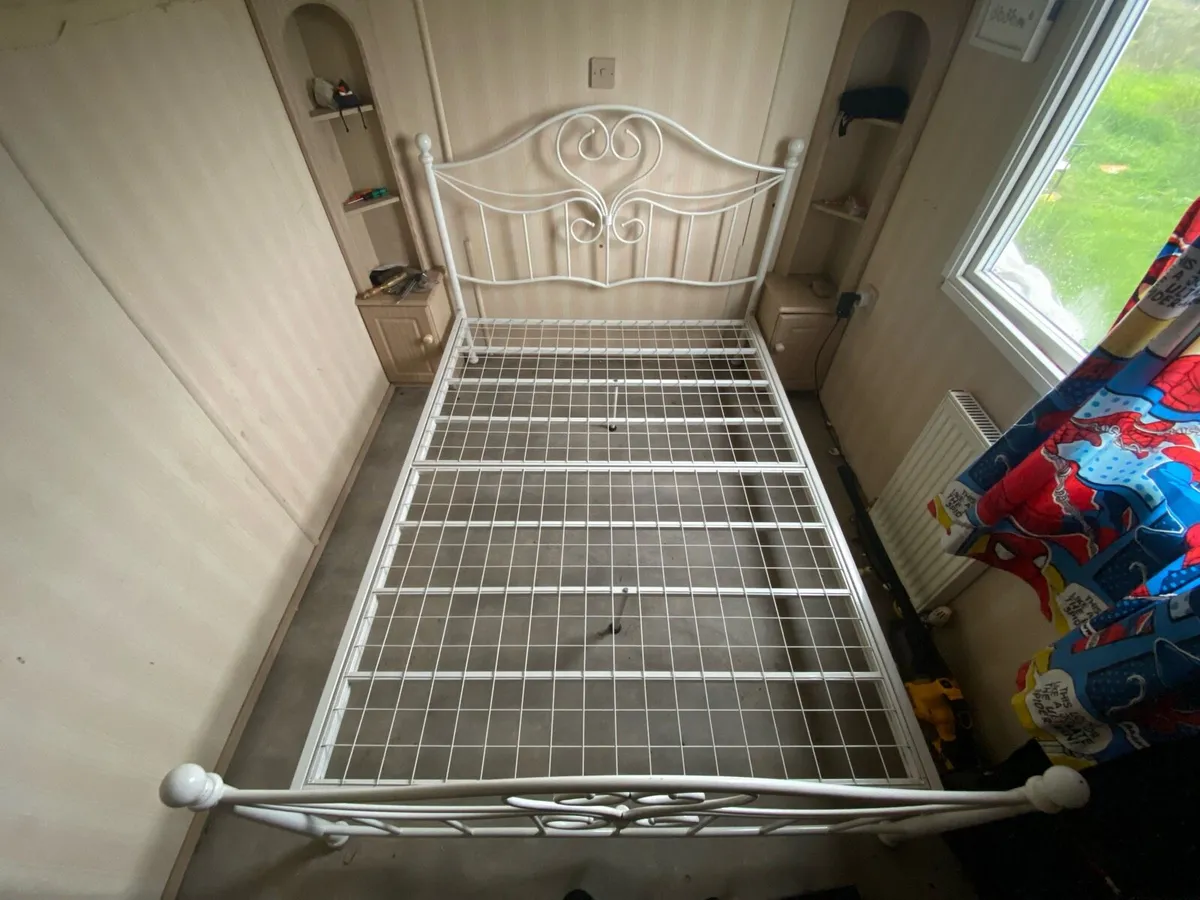 White Metal Bed frame - Fits 190x140 mattress - Image 1