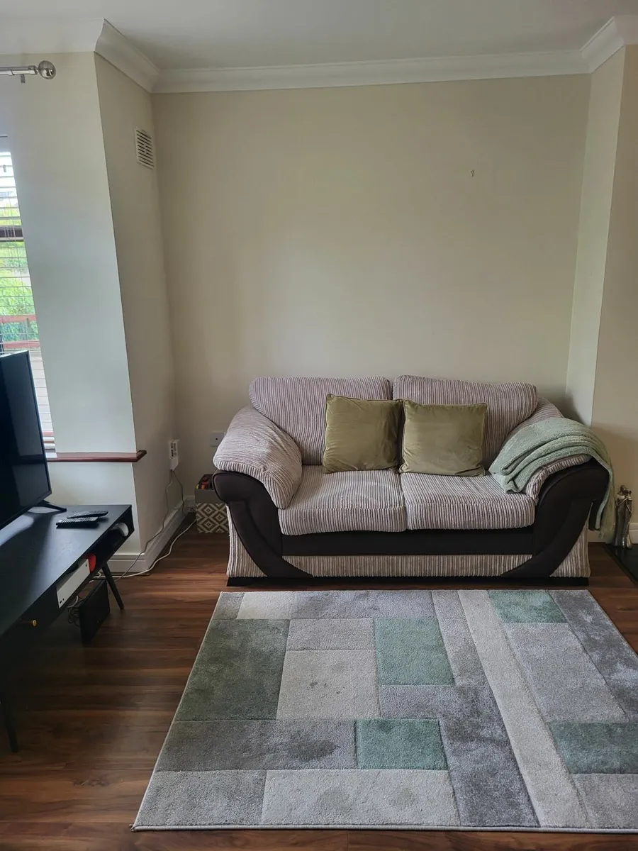 Suite of furniture for sale - Image 3