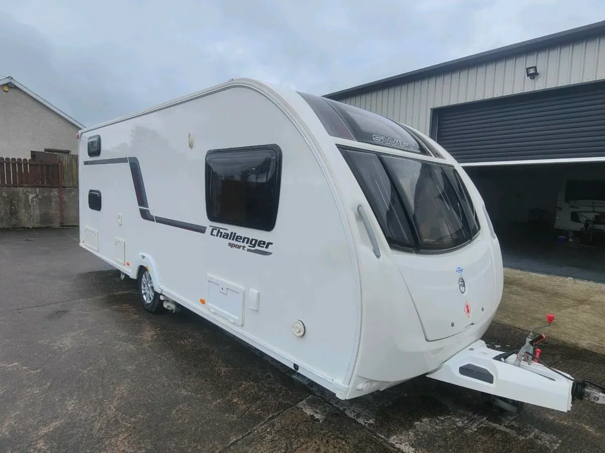 2014 Swift Challenger sport  586 6 Berth - Image 4